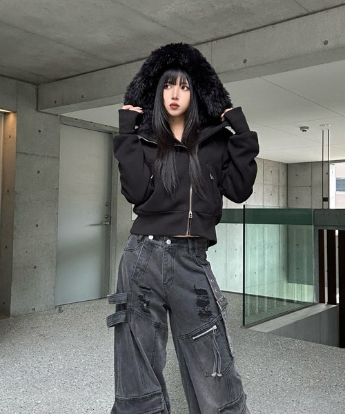 KsG（ケーエスジー）の「フェイクファージップアップジャケット（テーラードジャケット・レディース・ブラック/グレー・X-LARGE/MEDIUM/LARGE）」の5枚目の写真