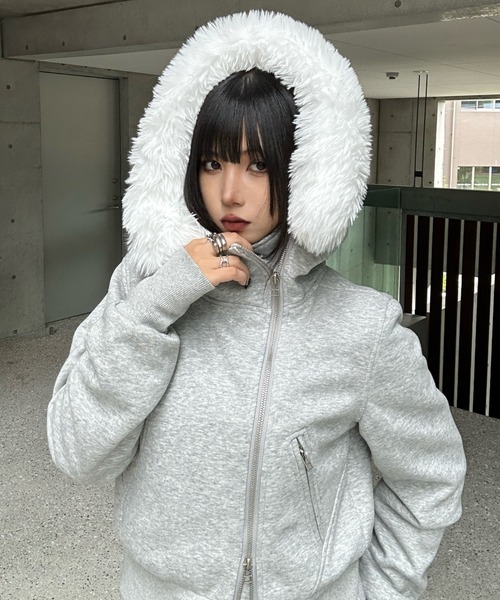 KsG（ケーエスジー）の「フェイクファージップアップジャケット（テーラードジャケット・レディース・ブラック/グレー・X-LARGE/MEDIUM/LARGE）」の6枚目の写真