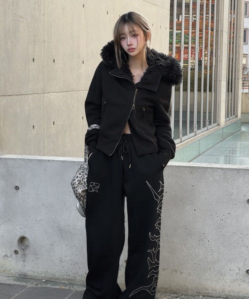 KsG（ケーエスジー）の「フェイクファージップアップジャケット（テーラードジャケット・レディース・ブラック/グレー・X-LARGE/MEDIUM/LARGE）」の9枚目の写真