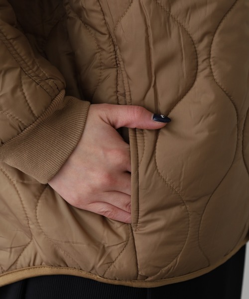 OMNES（オムネス）の「ウェーブキルトショートジャケット キルティングジャケット（その他アウター・レディース・ベージュ・L）」の2枚目の写真