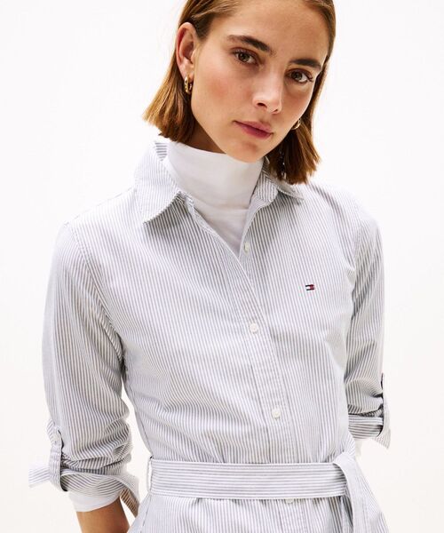 TOMMY HILFIGER（トミーヒルフィガー）の「オックスフォードシャツワンピース（ワンピース・レディース・ブルー・32inch/36inch/34inch）」の2枚目の写真