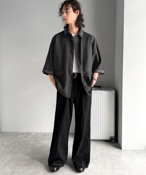 Classical Origin（クラシカルオリジン）の「「日常に溶け込む、魅せる服。」刺繍使い半袖シャツジャケット/Embroidery Design Shirt Jacket（シャツ/ブラウス・メンズ・グレー/ブラック・SMALL/MEDIUM/LARGE）」の14枚目の写真