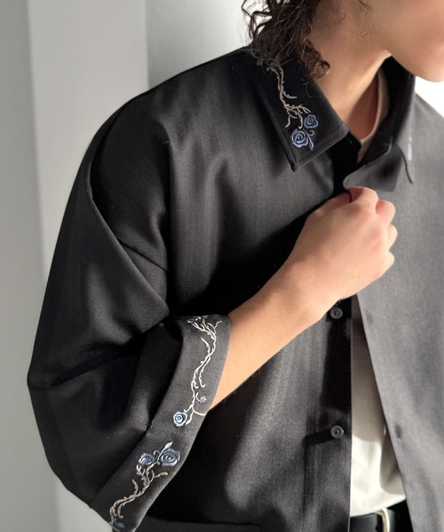 Classical Origin（クラシカルオリジン）の「「日常に溶け込む、魅せる服。」刺繍使い半袖シャツジャケット/Embroidery Design Shirt Jacket（シャツ/ブラウス・メンズ・グレー/ブラック・SMALL/MEDIUM/LARGE）」の4枚目の写真