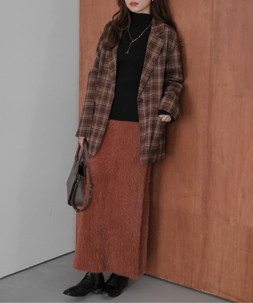 AMELY(エミリー)の「Iライン シャギーニットスカート(スカート・レディース・ブラック/ライトベージュ/ブラウン/テラコッタ・M/L)」の12枚目の写真