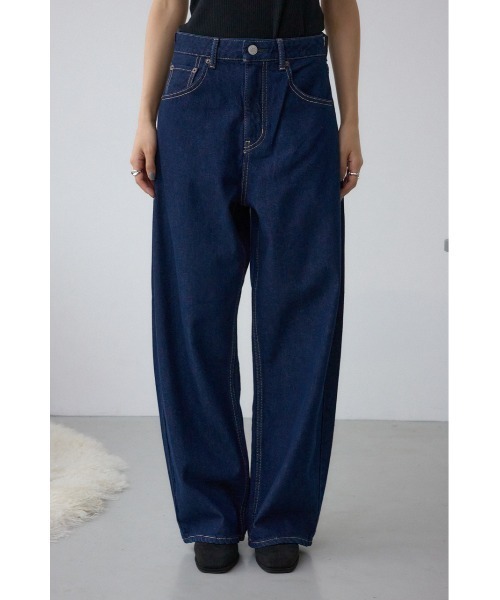 AZUL by moussy(アズールバイマウジー)の「【WEB限定】O/W ライトオンスカーブデニム ショート丈(デニムパンツ・レディース・ワンウォッシュ・23inch/24inch)」の5枚目の写真