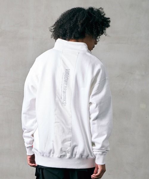 VIRGOwearworks（ヴァルゴウェアワークス）の「HALF-ZIP REFLECT SWEAT（スウェット・メンズ・ホワイト/ブラック/グレー・2/3/4）」の11枚目の写真
