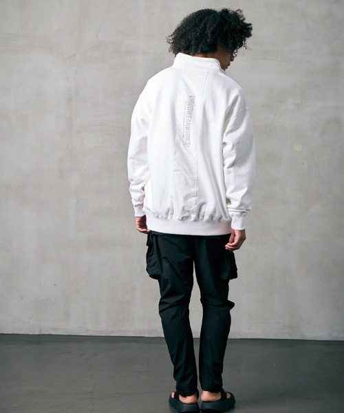 VIRGOwearworks（ヴァルゴウェアワークス）の「HALF-ZIP REFLECT SWEAT（スウェット・メンズ・ホワイト/ブラック/グレー・2/3/4）」の21枚目の写真