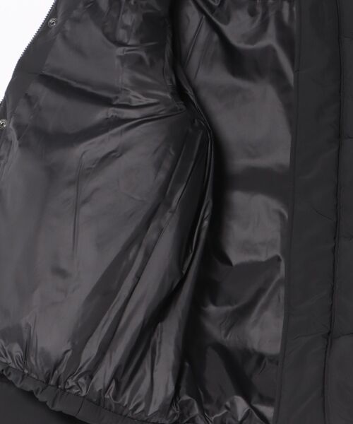A.P.C.(アーペーセー)の「BLOUSON DEVETEUX DENISE(ブルゾン・レディース・ブラック/ベージュ系その他・38/36/34)」の4枚目の写真