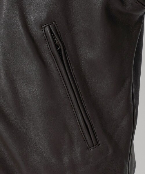 LOEFF(ロエフ)の「<LOEFF> ラムレザー バイカー ジャケット UNISEX(ライダースジャケット・レディース・ブラック/ダークブラウン・0/2/1/00)」の4枚目の写真