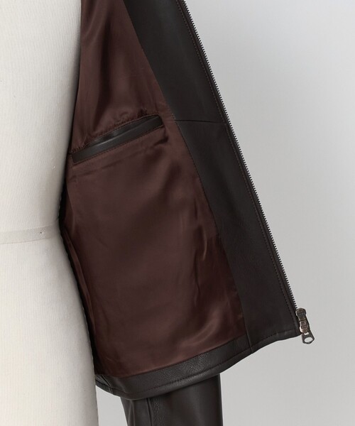 LOEFF(ロエフ)の「<LOEFF> ラムレザー バイカー ジャケット UNISEX(ライダースジャケット・レディース・ブラック/ダークブラウン・0/2/1/00)」の9枚目の写真