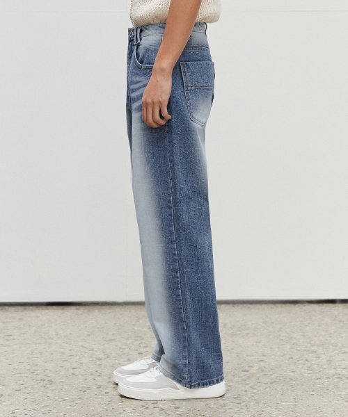 DECET(デケト)の「Mid Rise Wide Jeans DCPT027BlueCenter(デニムパンツ・レディース・その他・34/32/30/26/28)」の4枚目の写真