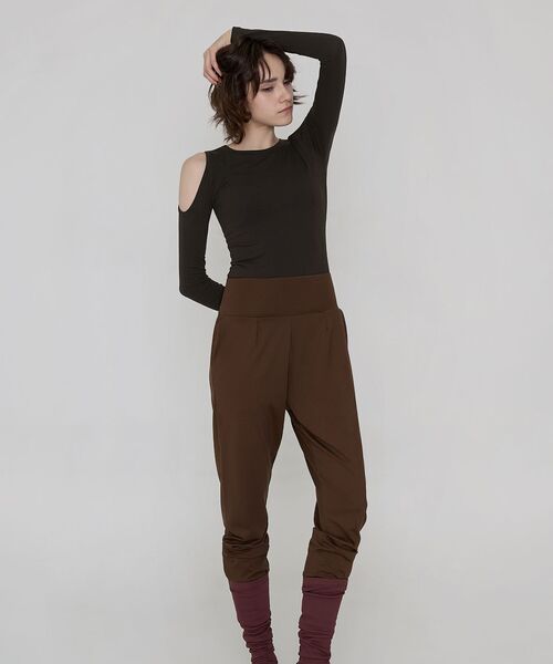 DEVIWEAR(デヴィウェア)の「コンピムーブ ジョガーレギンス DEVI-B0065-ブラウン(スウェットパンツ・レディース・ブラウン・SMALL/MEDIUM)」の6枚目の写真