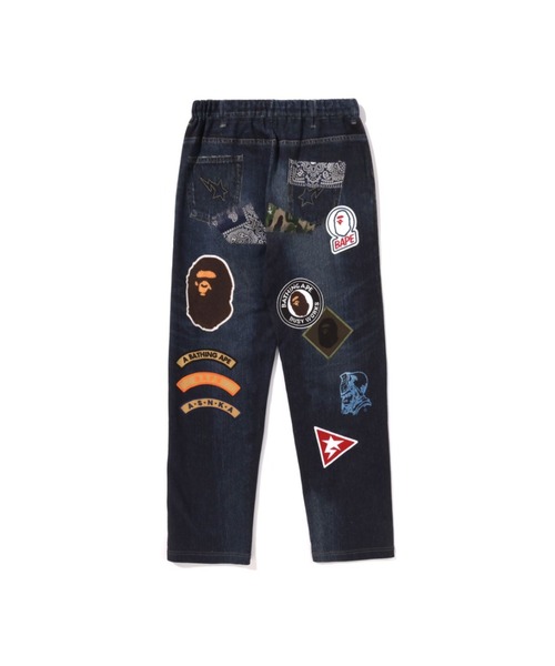 A BATHING APE(アベイシングエイプ)の「BAPE EMBLEM DENIM PRINT SWEAT PANTS(スウェットパンツ・キッズ・ネイビー・150/160)」の2枚目の写真