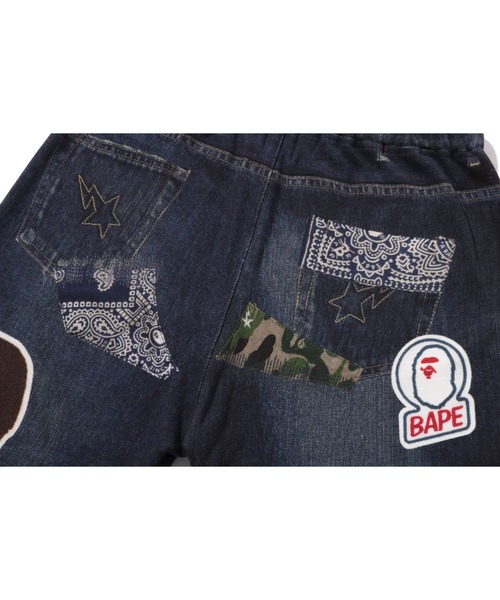 A BATHING APE(アベイシングエイプ)の「BAPE EMBLEM DENIM PRINT SWEAT PANTS(スウェットパンツ・キッズ・ネイビー・150/160)」の4枚目の写真
