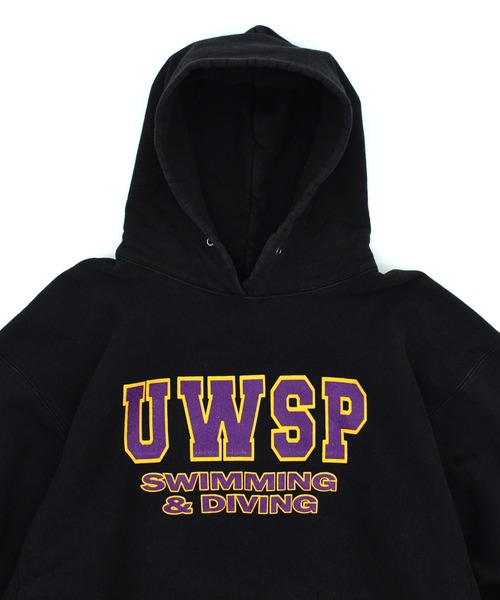 LABORATORY R(ラボラトリーアール)の「【USED】90’s EAGLE USA “UWSP SWIMMIG & DIVING” リバースタイプ フーディ USA製(パーカー・メンズ・ブラック・X-LARGE)」の2枚目の写真