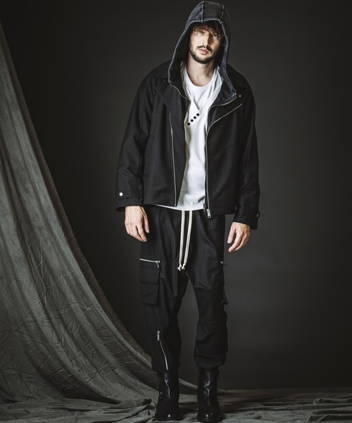 NO ID.（ノーアイディ）の「【NO ID.】Irregular Neck Pullover / イレギュラー ネック プルオーバー（Tシャツ/カットソー・メンズ・グレー/ブラック/ホワイト・2/1）」の12枚目の写真