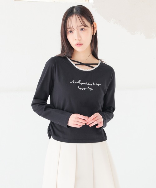 Honeys(ハニーズ)の「レース付クロストップス(Tシャツ/カットソー・レディース・ブラック/杢グレー/ピンク/ホワイト・L/M/S/SS)」の3枚目の写真