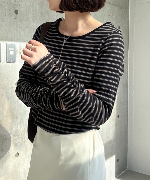 CAPRICIEUX LE'MAGE（カプリシューレマージュ）の「バックUネッククロップボーダーTシャツ（Tシャツ/カットソー・レディース・ブラック/オフホワイト/ブラウン・FREE）」の13枚目の写真