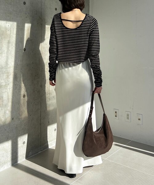 CAPRICIEUX LE'MAGE（カプリシューレマージュ）の「バックUネッククロップボーダーTシャツ（Tシャツ/カットソー・レディース・ブラック/オフホワイト/ブラウン・FREE）」の19枚目の写真