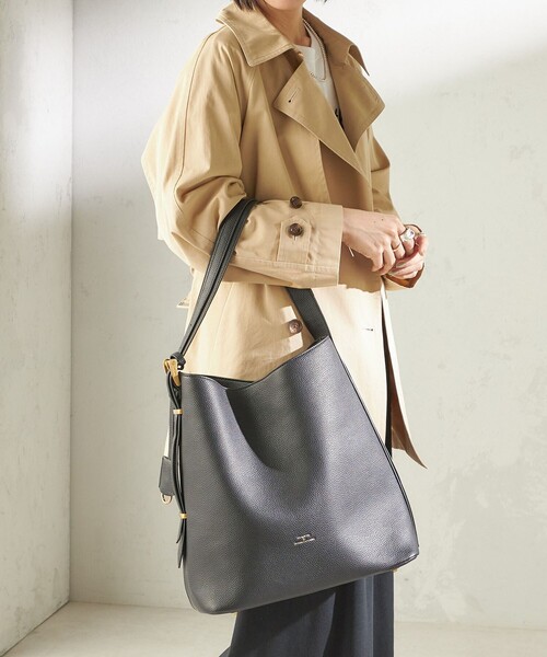 SHIPS（シップス）の「【WEB限定】George Cinq:BUCKET BAG（L）（ショルダーバッグ・レディース・ベージュ系/ブラック・ONE SIZE）」の7枚目の写真