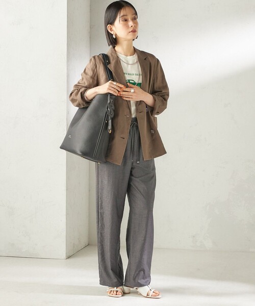 SHIPS（シップス）の「【WEB限定】George Cinq:BUCKET BAG（L）（ショルダーバッグ・レディース・ベージュ系/ブラック・ONE SIZE）」の12枚目の写真