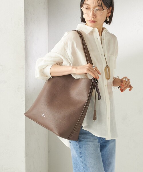 SHIPS（シップス）の「【WEB限定】George Cinq:BUCKET BAG（L）（ショルダーバッグ・レディース・ベージュ系/ブラック・ONE SIZE）」の15枚目の写真