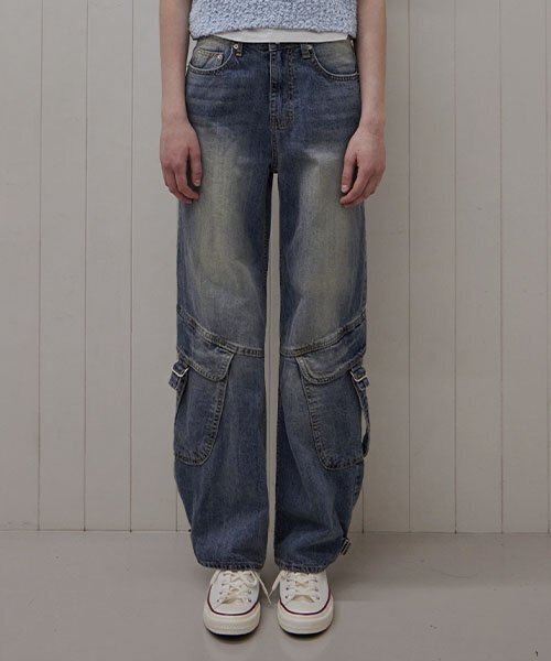 HAINT(ヘイント)の「ILLA CARGO STRAP WIDE PANTS(デニムパンツ・レディース・その他・S/M)」の1枚目の写真