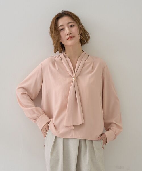 YECCA VECCA（イェッカヴェッカ）の「スカーフリング付きボウタイブラウス（シャツ/ブラウス・レディース・オフホワイト/サックスブルー/ピンク/ネイビー・FREE）」の20枚目の写真