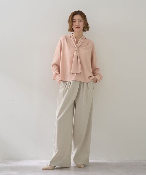 YECCA VECCA(イェッカヴェッカ)の「スカーフリング付きボウタイブラウス(シャツ/ブラウス・レディース・オフホワイト/サックスブルー/ピンク/ネイビー・FREE)」の8枚目の写真