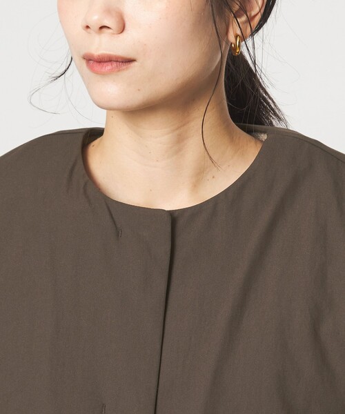 green label relaxing（グリーンレーベルリラクシング）の「［size SHORTあり］パフィー ノーカラー ブルゾン 2 撥水 ウォッシャブル（ブルゾン・レディース・ダークブラウン・38/36/SHORT）」の11枚目の写真