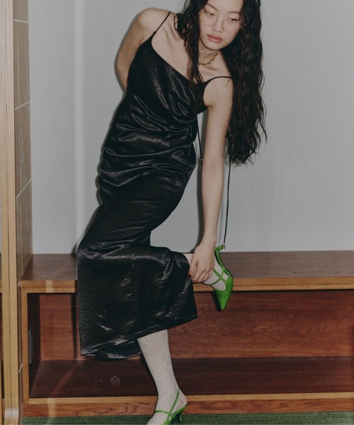 グロッシーサテンバックリボンドレス / glossy satin back ribbon