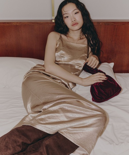 グロッシーサテンバックリボンドレス / glossy satin back ribbon