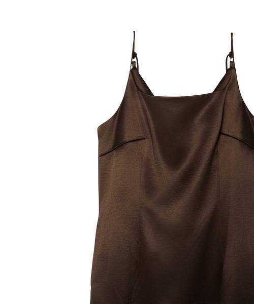 ANDRESD(アンドレスド)の「グロッシーサテンバックリボンドレス / glossy satin back ribbon dress(ドレス・レディース・ベージュ/ライトブルー/ブラウン/ピンク/ブラック/グリーン/ホワイト/ブラック×シルバー・S/L/M)」の13枚目の写真