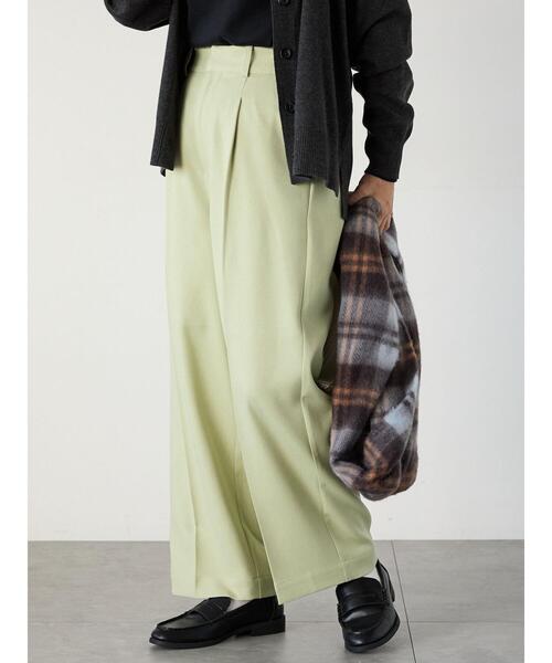 Lugnoncure（ルノンキュール）の「ウエストタックセンタープレスワイドパンツ（その他パンツ・レディース・グリーン/ベージュ/ブラック・F）」の4枚目の写真