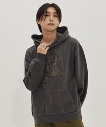 BORN CHAMPS | CHMPS トロフィーピグメントフードパーカー B23FT13CH(パーカー)