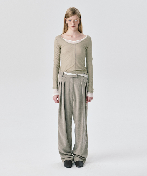 WNDERKAMMER（ブンダーカンマー）の「UネックシアT_カーキ（Tシャツ/カットソー・レディース・その他・S/M）」の2枚目の写真