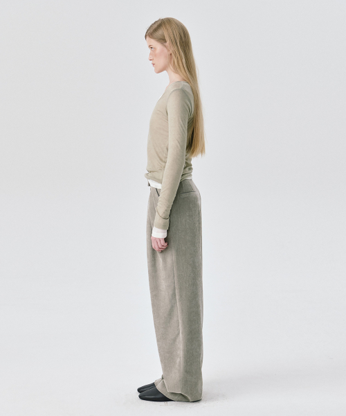 WNDERKAMMER（ブンダーカンマー）の「UネックシアT_カーキ（Tシャツ/カットソー・レディース・その他・S/M）」の3枚目の写真