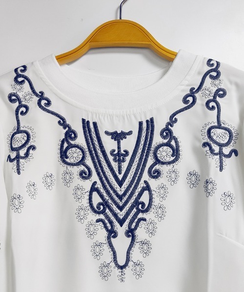 ONEP STAR(ワンピスター)の「刺繍入りレースブラウス(シャツ/ブラウス・レディース・ホワイト・MEDIUM/X-LARGE/LARGE)」の5枚目の写真