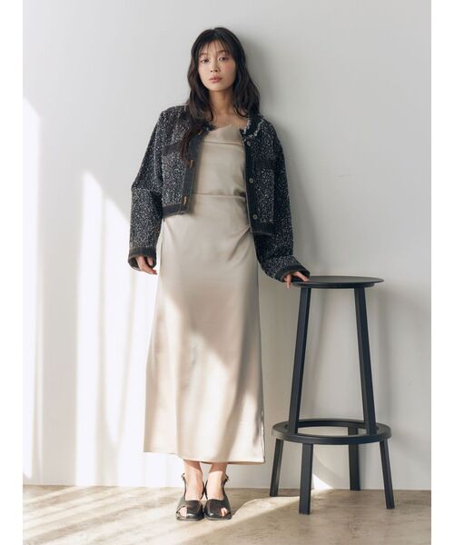 LAGUNAMOON(ラグナムーン)の「ハンマーサテンラペルキャミワンピース(ワンピース・レディース・ブラック/ベージュ・SMALL/MEDIUM)」の13枚目の写真