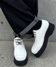 ダービー」に該当するシューズ（ホワイト/白色系）ファッション通販