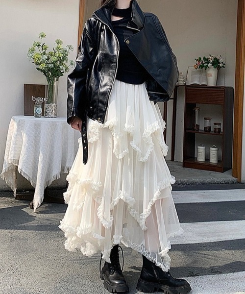 gossip!ロサンゼルス(ゴシップロサンゼルス)の「【春夏新作】アシンメトリーフリルチュールボリュームレイヤードロング ティアードスカート【韓国ファッションフェミニン定番】(スカート・レディース・オフホワイト/ブラック/ブラウン・FREE)」の4枚目の写真