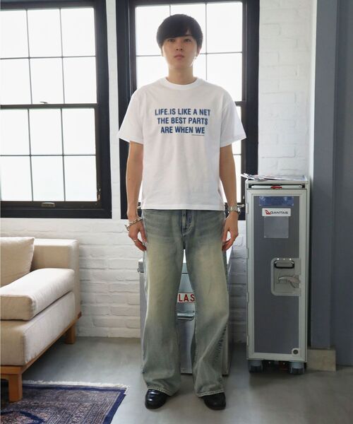 FFEIN(フェイン)の「【FFEIN(フェイン)】ぼかしメッセージロゴショート丈Tシャツ / Tシャツ クルーネック 半袖 プリント ぼかし 【短丈】(Tシャツ/カットソー・メンズ・ネイビー/レモンイエロー/レッド/ホワイト・LARGE/MEDIUM/SMALL)」の20枚目の写真