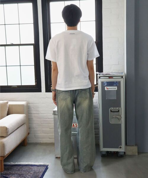FFEIN(フェイン)の「【FFEIN(フェイン)】ぼかしメッセージロゴショート丈Tシャツ / Tシャツ クルーネック 半袖 プリント ぼかし 【短丈】(Tシャツ/カットソー・メンズ・ネイビー/レモンイエロー/レッド/ホワイト・LARGE/MEDIUM/SMALL)」の21枚目の写真