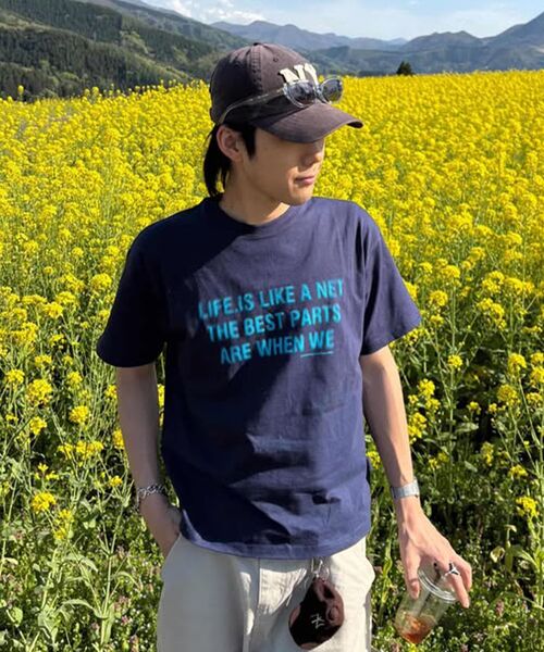 FFEIN(フェイン)の「【FFEIN(フェイン)】ぼかしメッセージロゴショート丈Tシャツ / Tシャツ クルーネック 半袖 プリント ぼかし 【短丈】(Tシャツ/カットソー・メンズ・ネイビー/レモンイエロー/レッド/ホワイト・LARGE/MEDIUM/SMALL)」の17枚目の写真