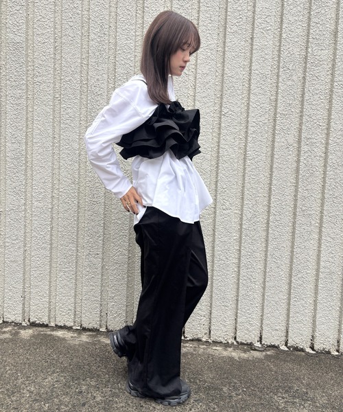 merrylatte（メリーラテ）の「FRILL BUSTIER【IROHANI】（キャミソール・レディース・アイボリー/ブラック・FREE）」の12枚目の写真