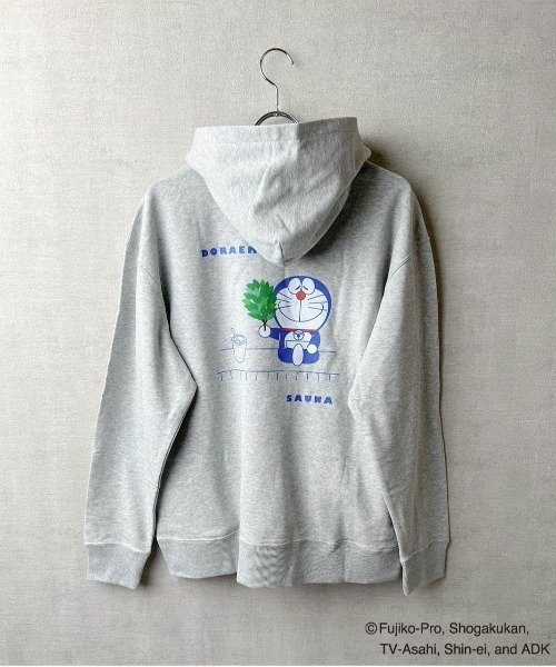 TETERA(テテラ)の「/TETERA×ドラえもん/UNISEX KIDS PULL SAUNA PARKA / ドラえもんプリント シャイニー加工 プルオーバー パーカー tete22-014,tete22-014-k(パーカー・レディース・スミクロ/グレー/オフホワイト・XL/L/110)」の14枚目の写真