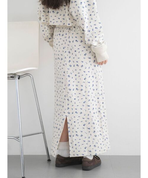 Ungrid（アングリッド）の「FAITH別注 アイラインラフスカート（スカート・レディース・チャコールグレー/その他1/アイボリー・FREE）」の6枚目の写真