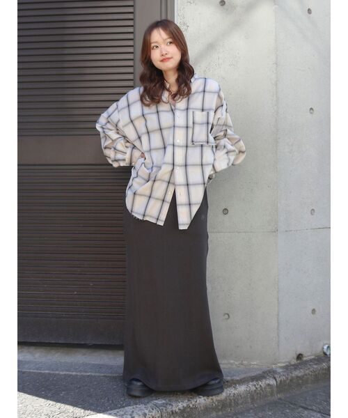 Ungrid（アングリッド）の「FAITH別注 アイラインラフスカート（スカート・レディース・チャコールグレー/その他1/アイボリー・FREE）」の15枚目の写真