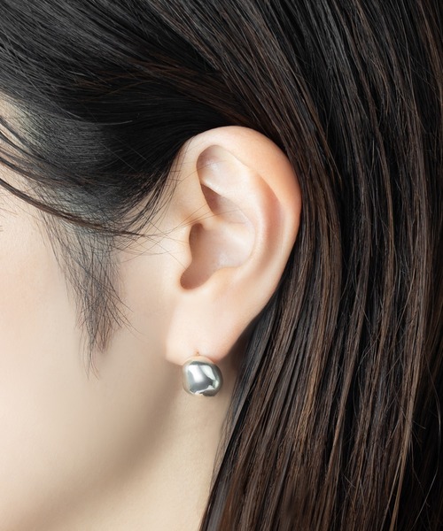 e.m.（イーエム）の「シルバーバロックパールピアス/26SS/レディース/メンズ（ピアス（片耳用）・レディース・シルバー・FREE）」の5枚目の写真