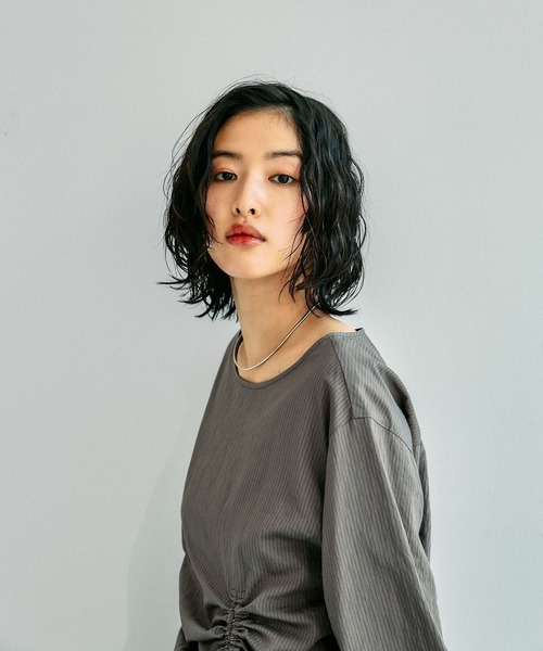 LEPSIM(レプシィム)の「フロントドロストブラウスチュニック 647413(シャツ/ブラウス・レディース・ベージュ/オレンジ系その他/セージグリーン/チャコールグレー・FREE)」の17枚目の写真